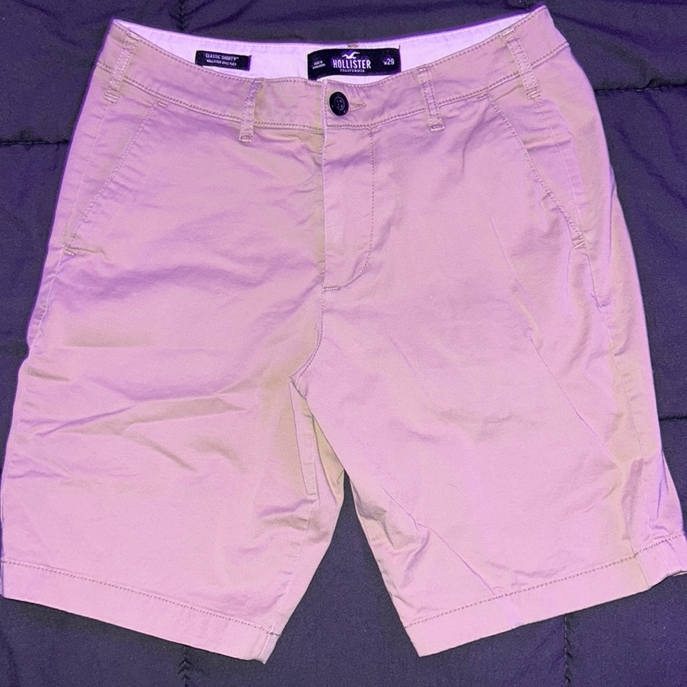 Hollister Khaki shorts